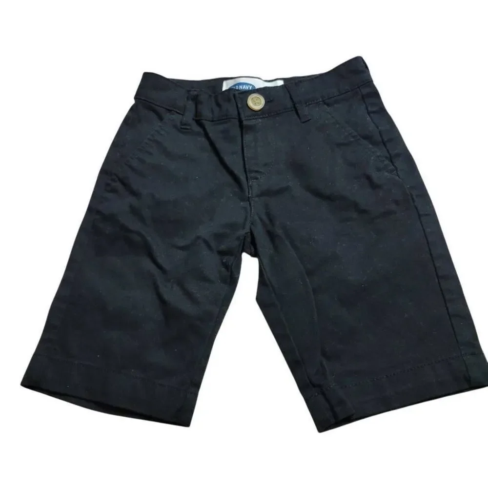 Old Navy Black Bermuda shorts 8slim